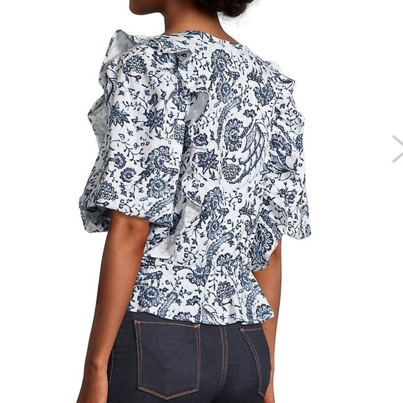 Printed ruffle top size xsmall - Picture 4 of 9